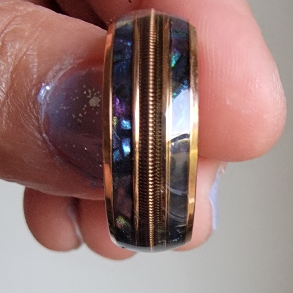 Stainless Steel goldtone band/ring Size 9. - Picture 3 of 7
